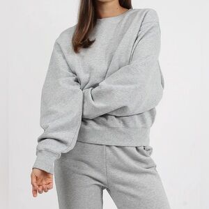 (#103)BRUNETTE THE LABEL Best Friend Crew Classic Grey